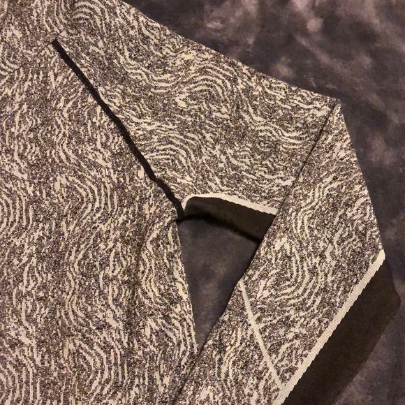 Running sweater - Picture 2 of 3